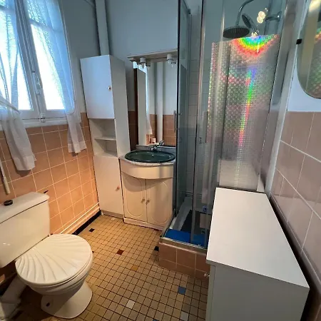 Vue Avec Loggia Et Parking