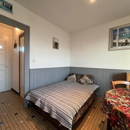 Vue Avec Loggia Et Parking Saint-Cyprien (Pyrenees-Orientales)